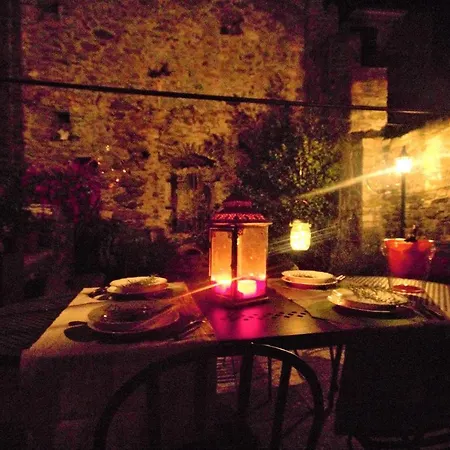 L'antico Borgo Кремия