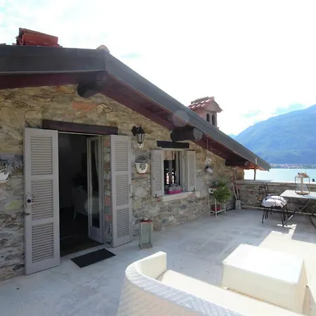 L'antico Borgo Кремия