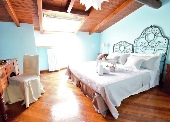 L'antico Borgo Кремия